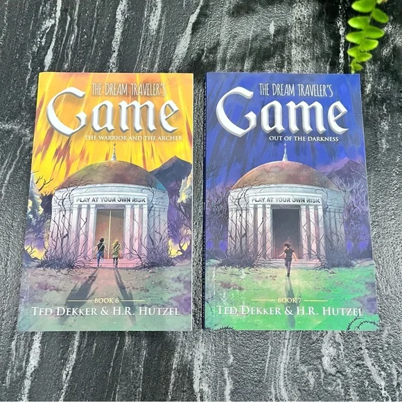 The Dream Traveler’s Game Complete Series Books - Picture 4 of 4